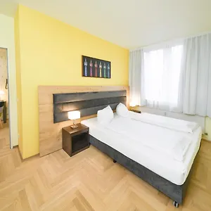 amc-apartments-kudamm.find-berlin-hotels.com/